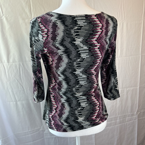 Top - Picture 2 of 3